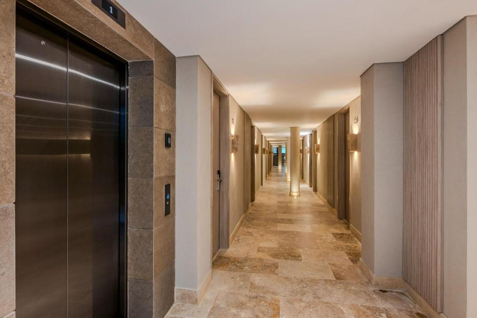 Hotel Oz 4*