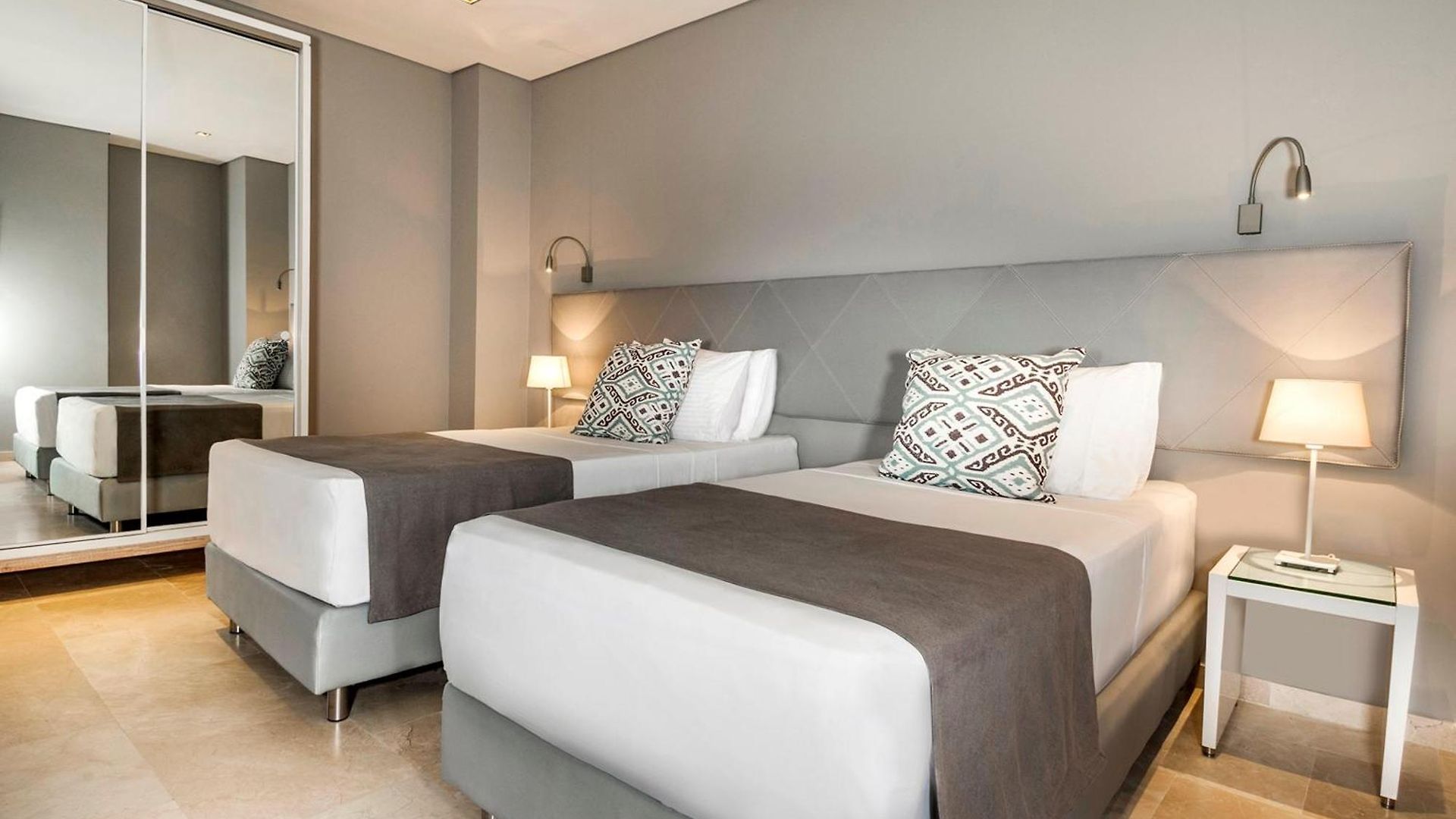 Oz Grand Hotel Cartagena