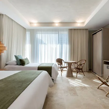 Hotel Oz Grand 4*
