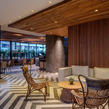 Oz Grand Hotel